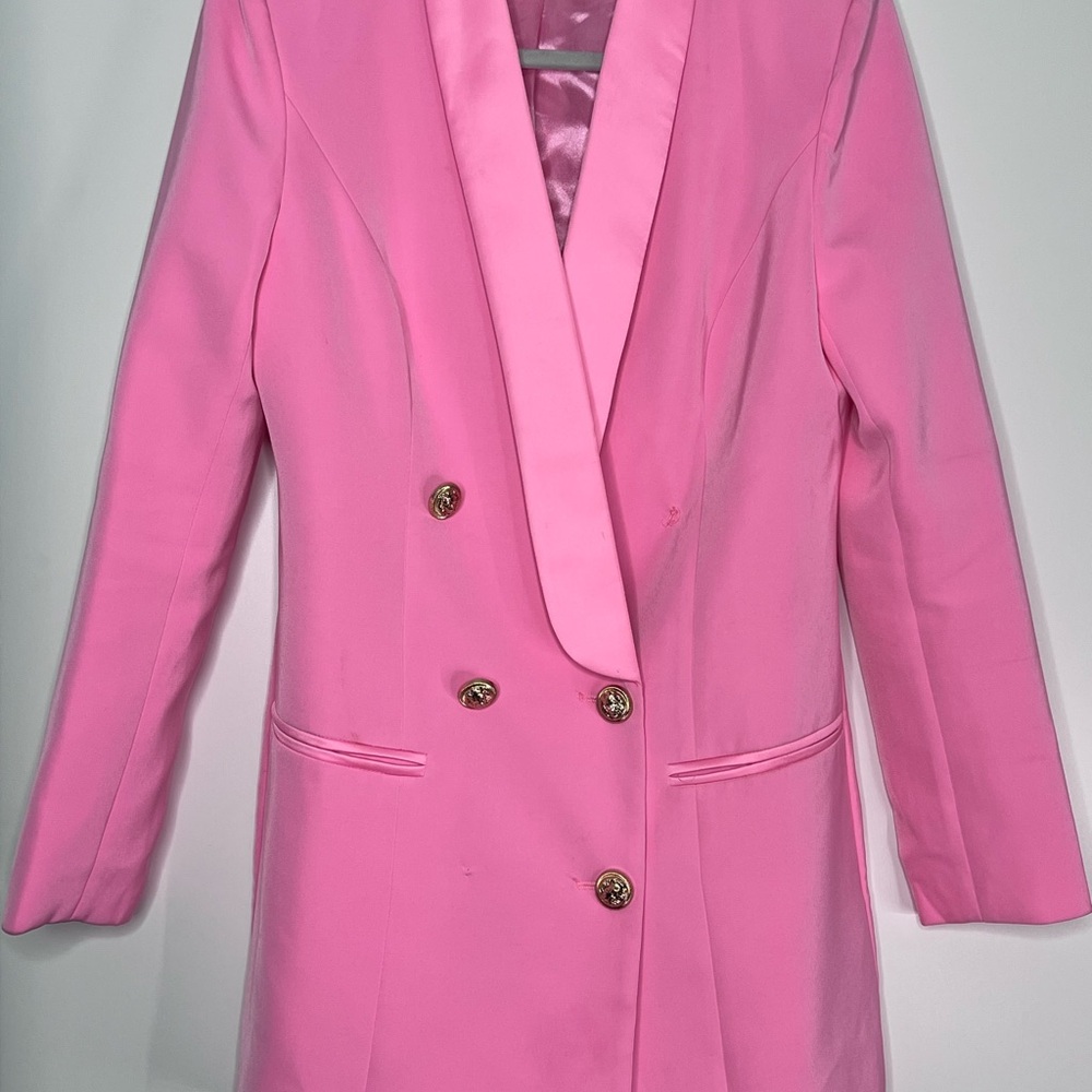 Elegant Pink Double-Breasted Women's Coat